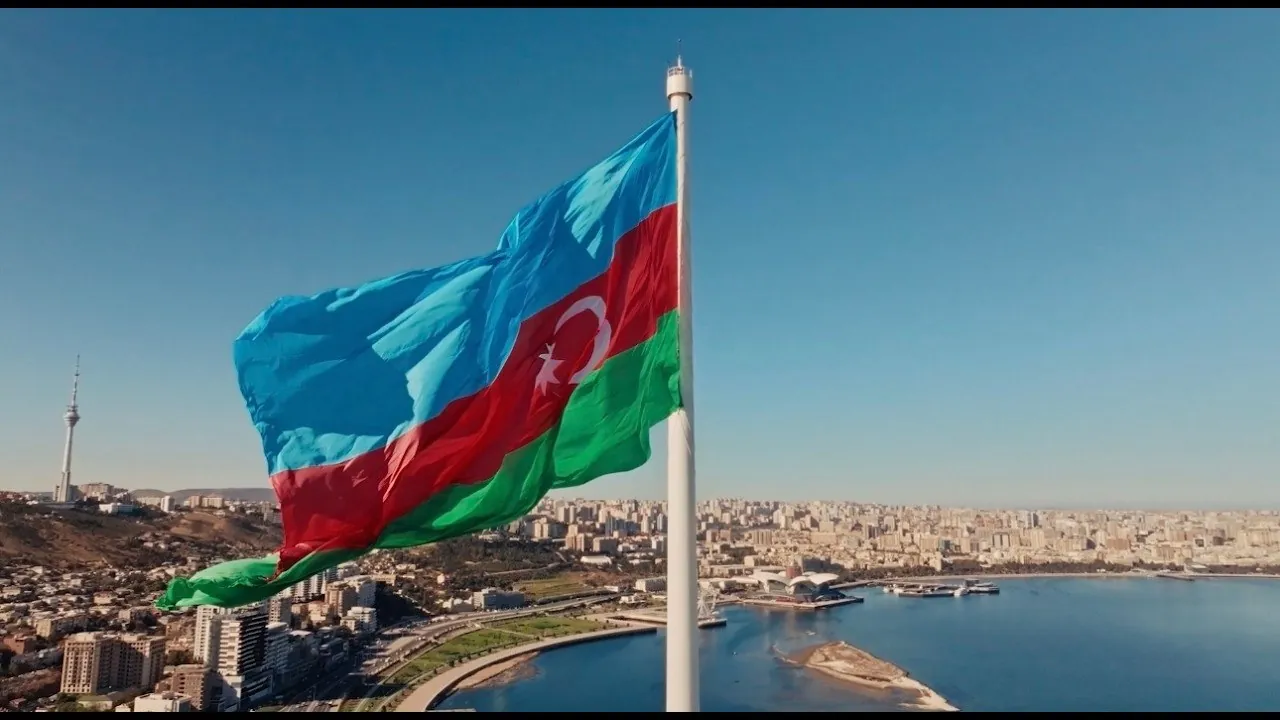 Azerbaijan airlines — 2